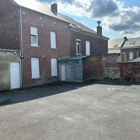 Superbe Meublé Avec Parking Appartamento